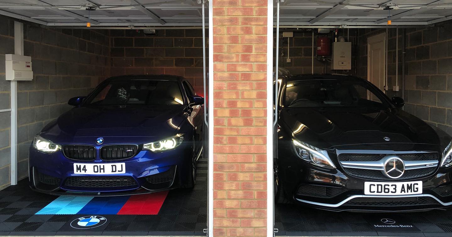 Double car garage with swisstrax