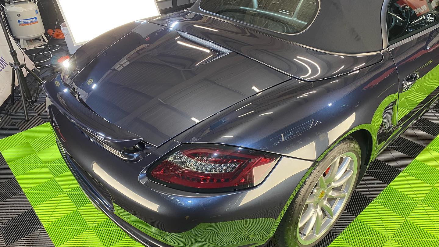 car detailing with swisstrax
