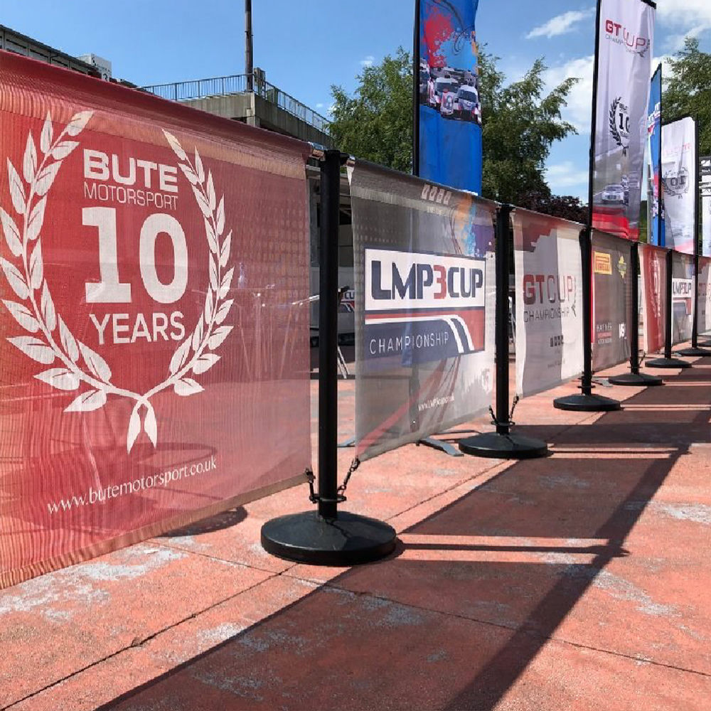 printed outdoor frame banner