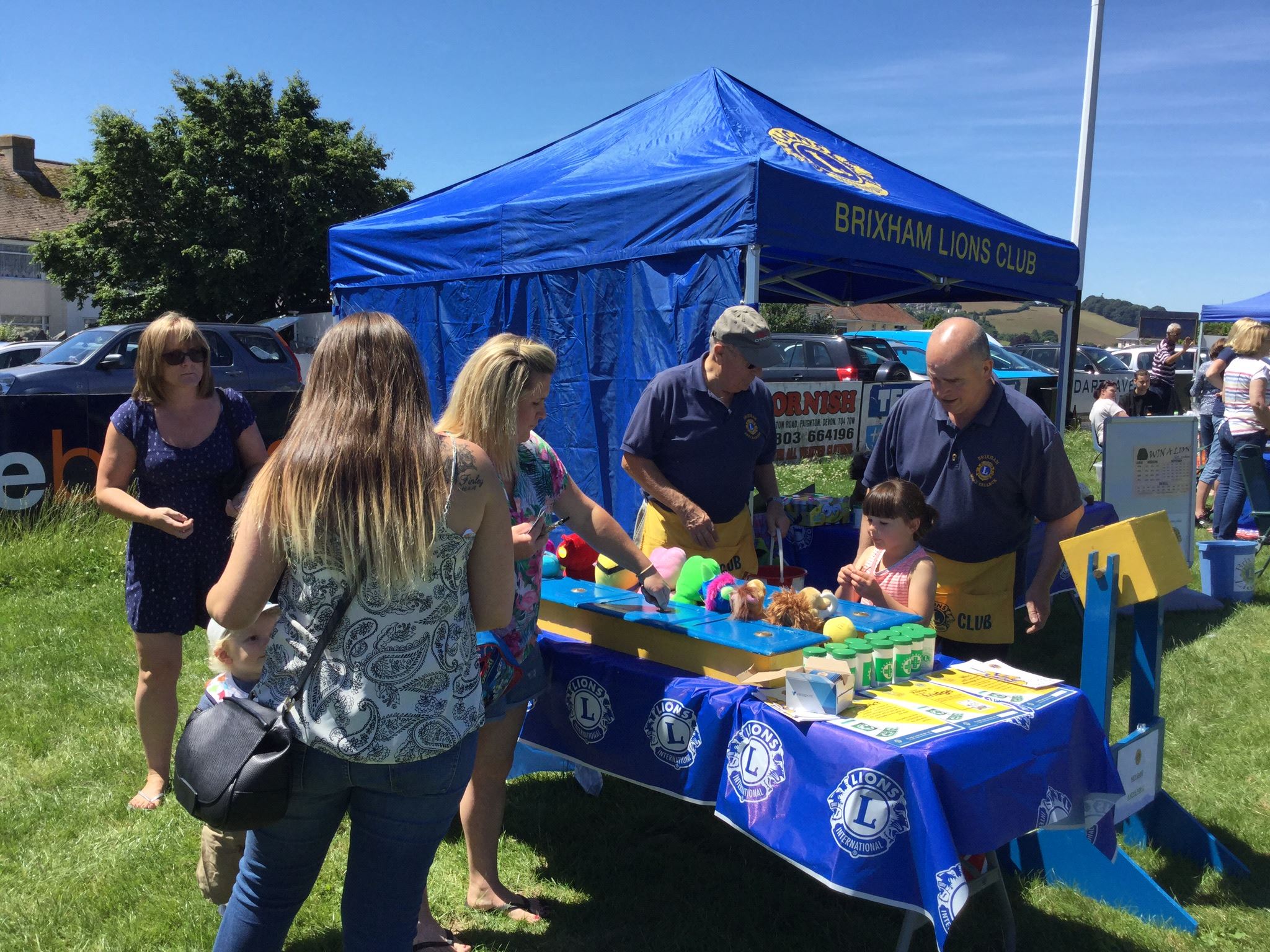 lions club printed gazebo at event