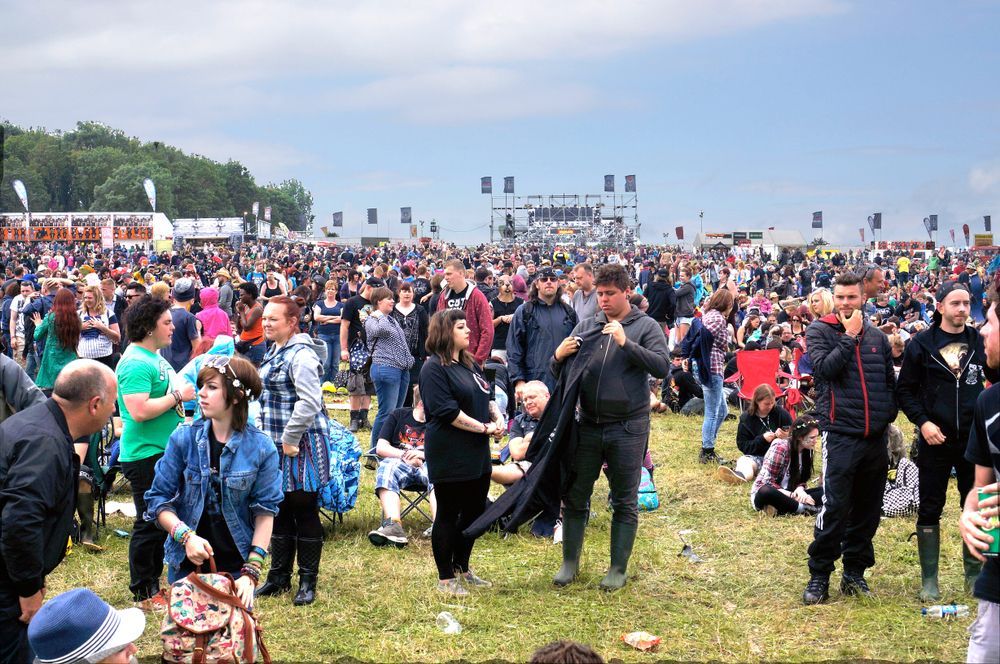 Donington Park Crowd
