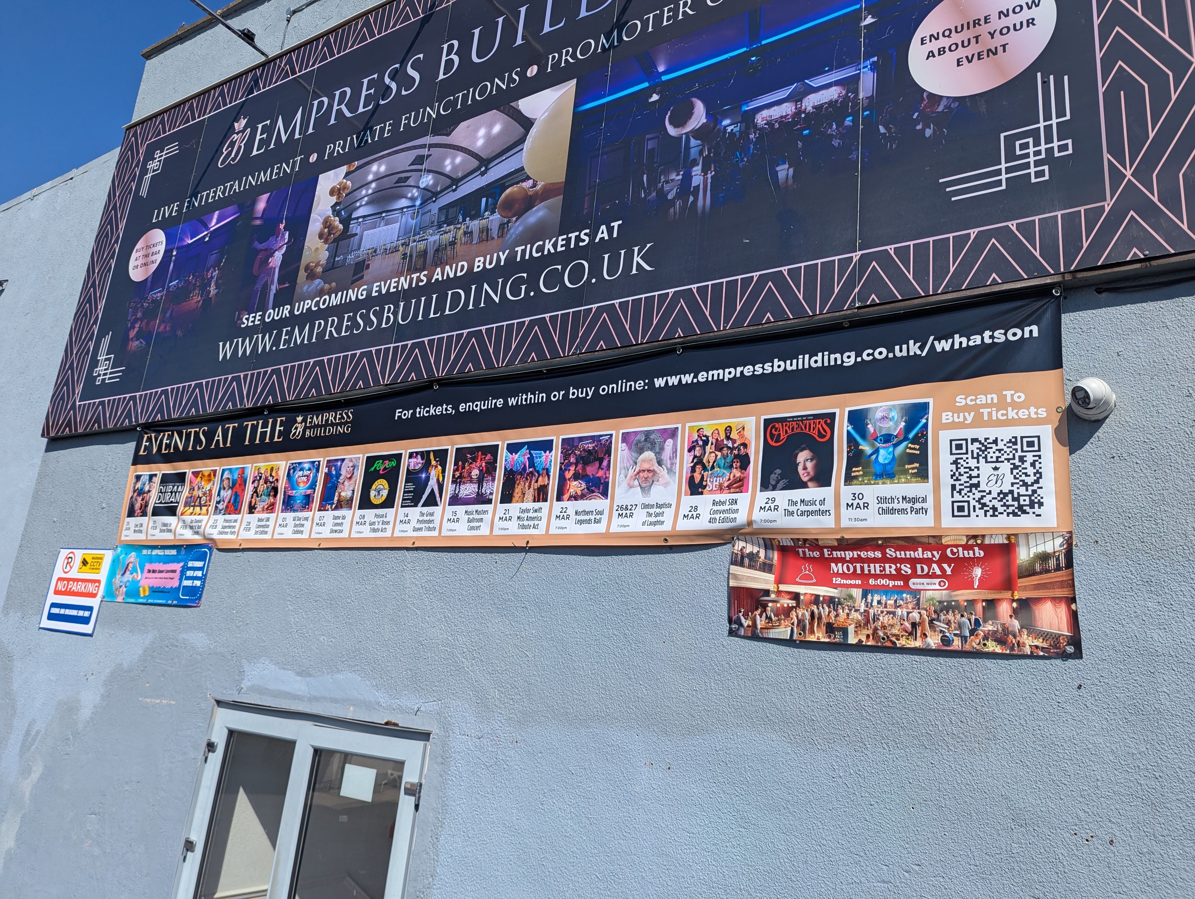 pvc banner on venue wall