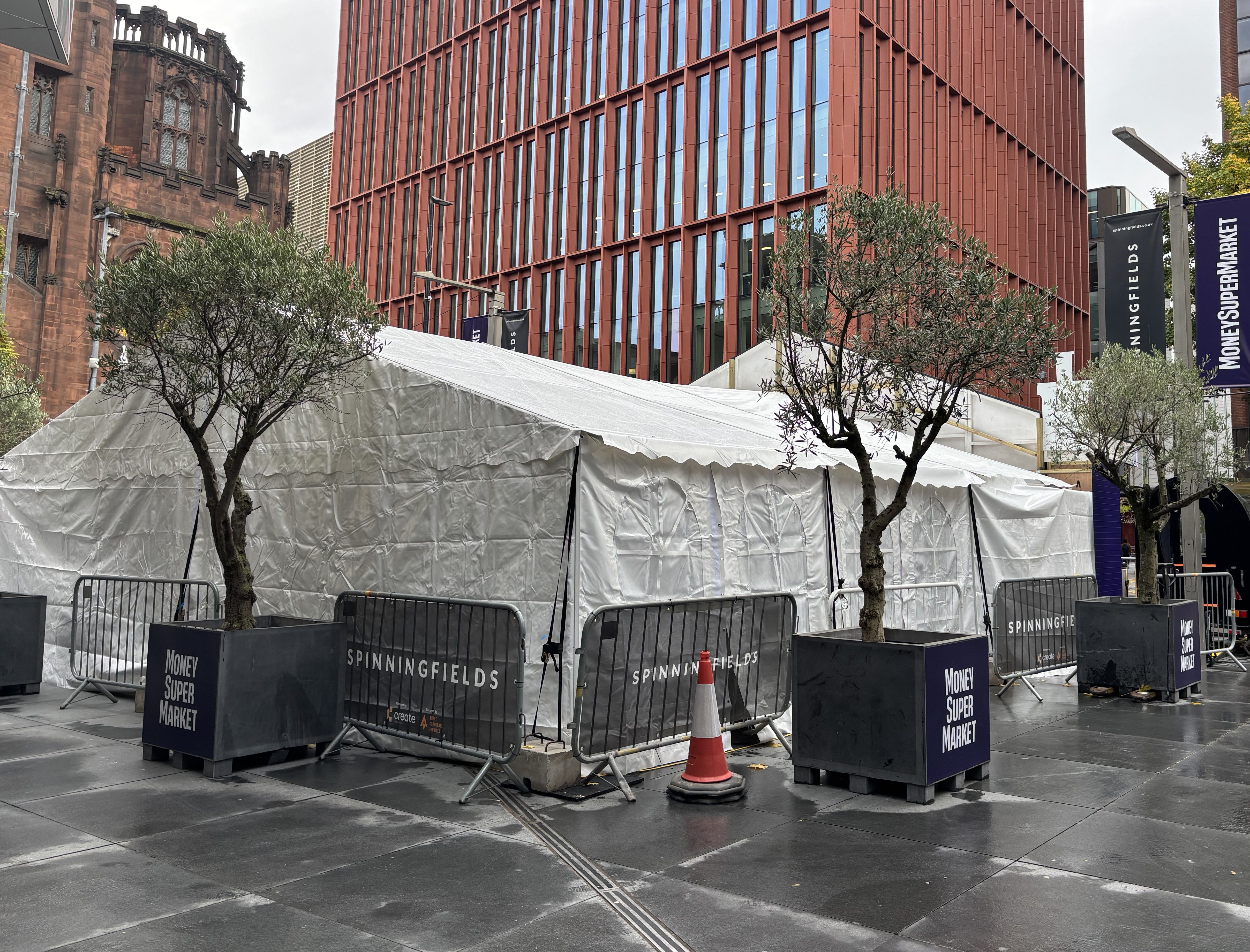 moneysupermarket expo installation