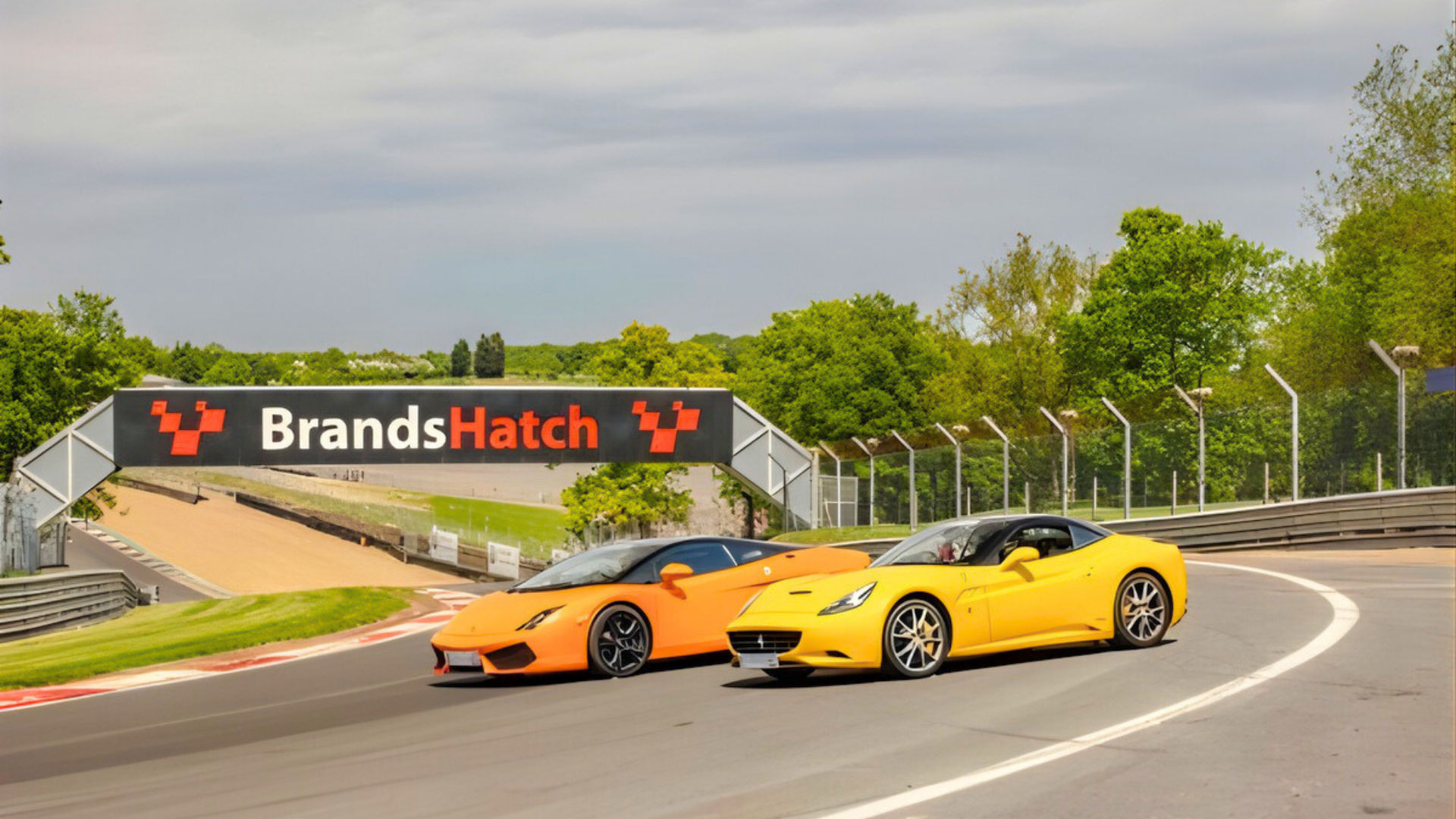 Sports cars at brands hatch 