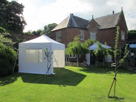garden gazebo set up