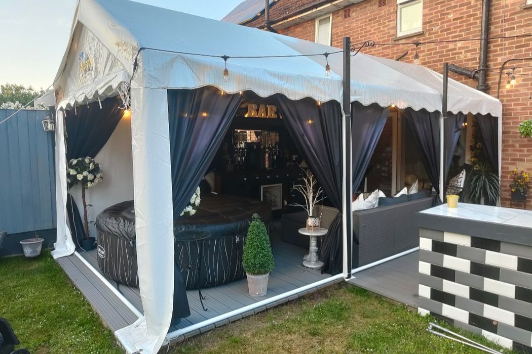 Choosing the Right Gazebo or Marquee for Your Garden image