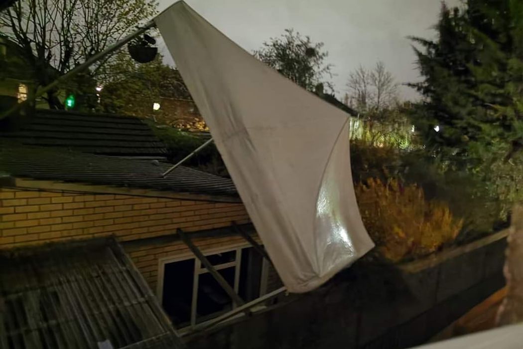 Using Gazebos & Marquees in Bad Weather image