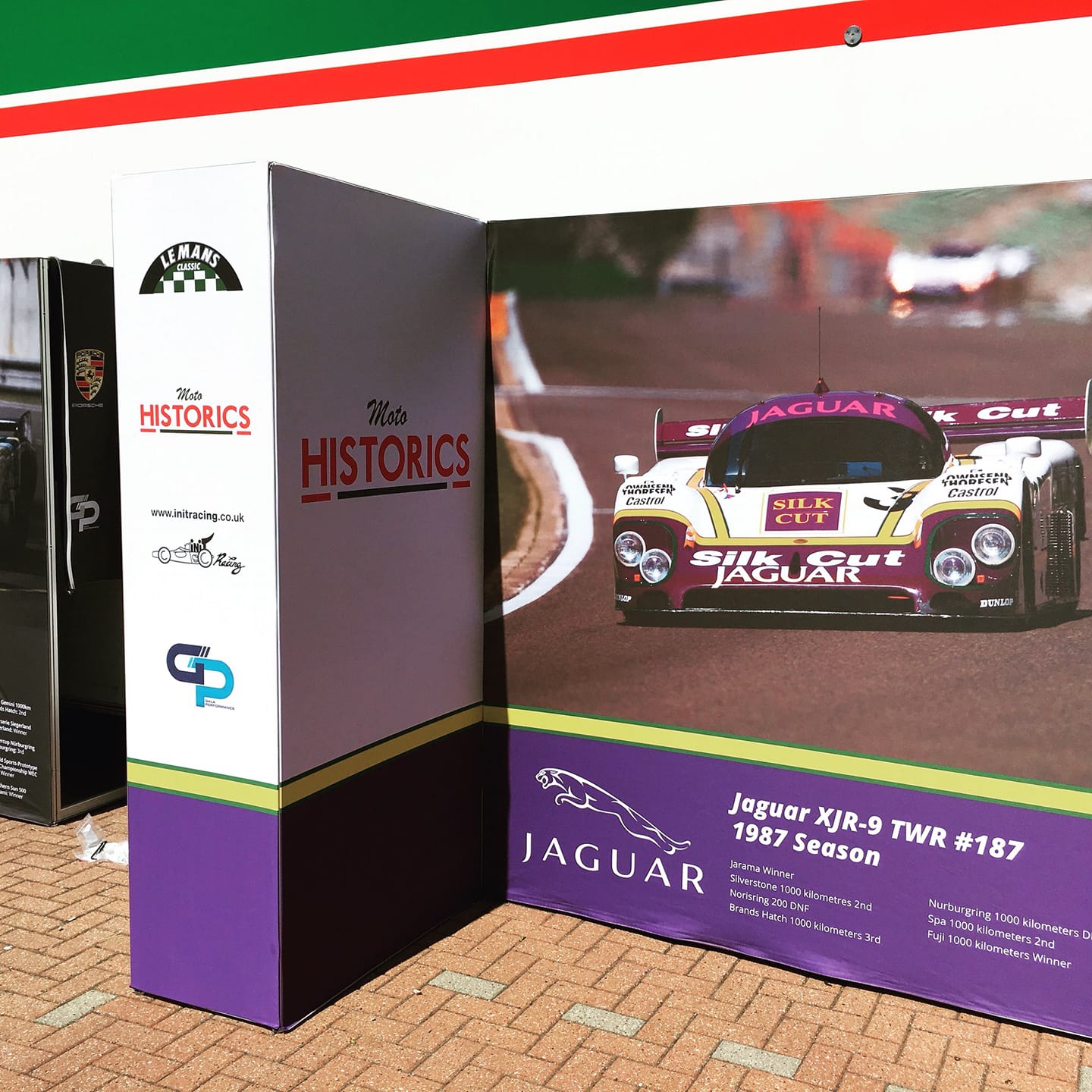 Exhibition stand