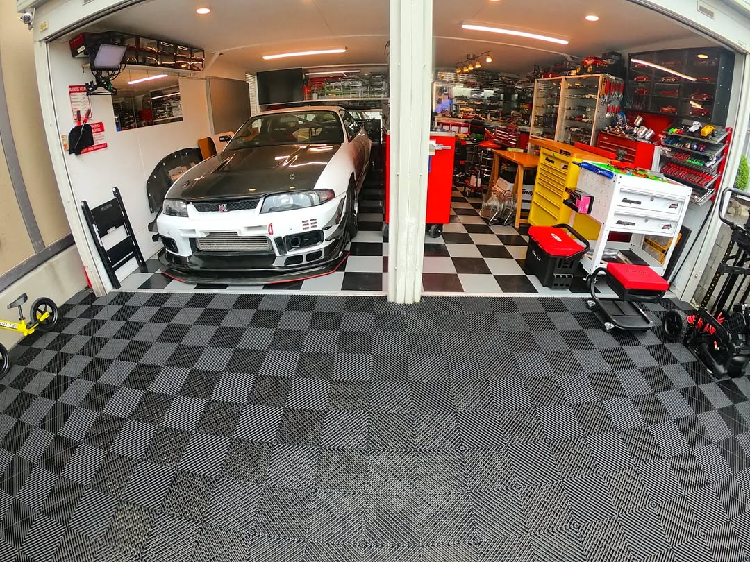 Skyline home garage with ribtrax flooring