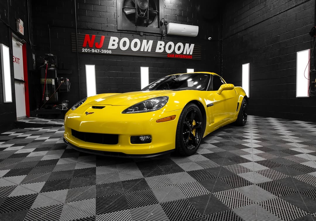 corvette on swisstrax