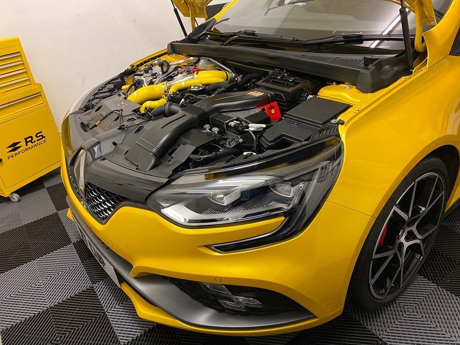 Renault on Swisstrax
