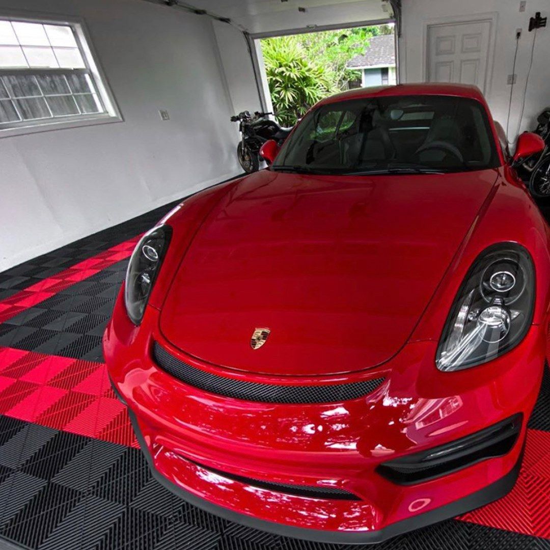 Swisstrax Ribtrax in garage