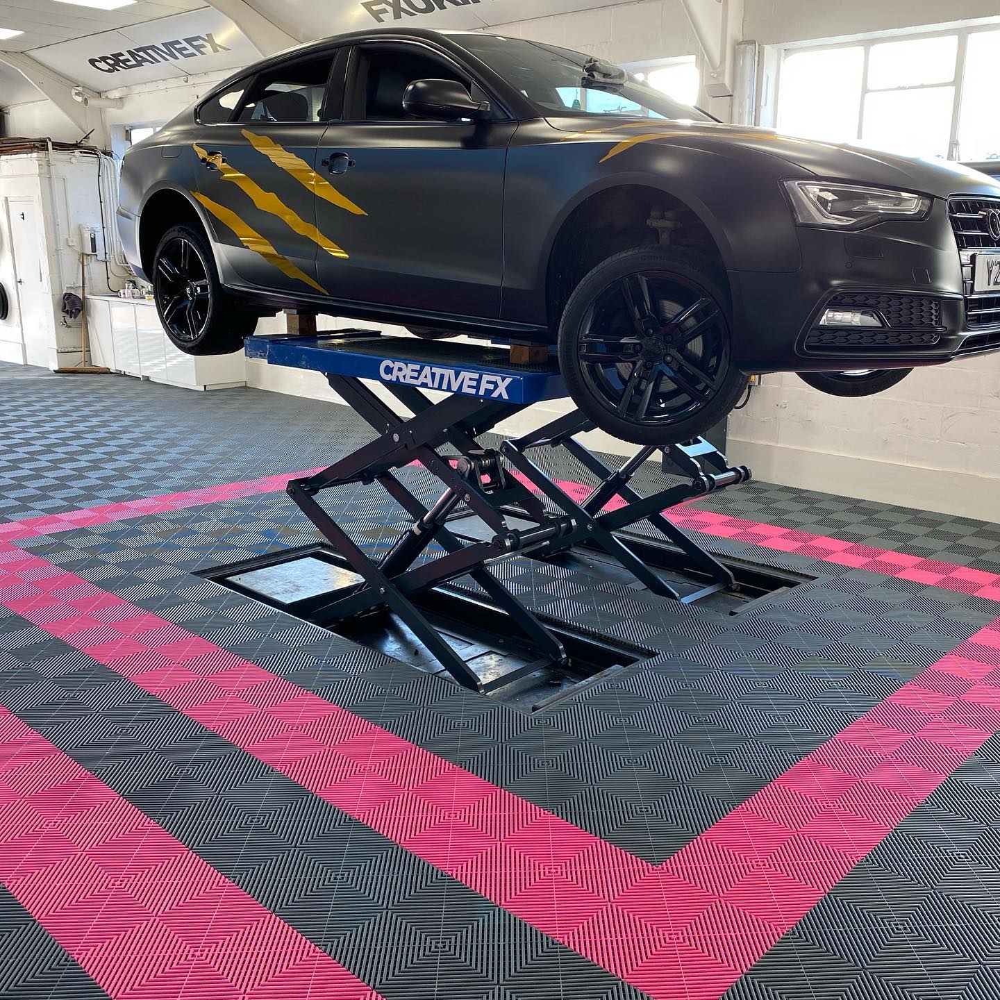 Swisstrax in workshop