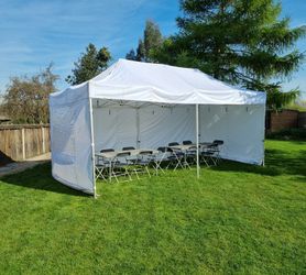 Why Gazebos Are Essential During UK Heatwaves image