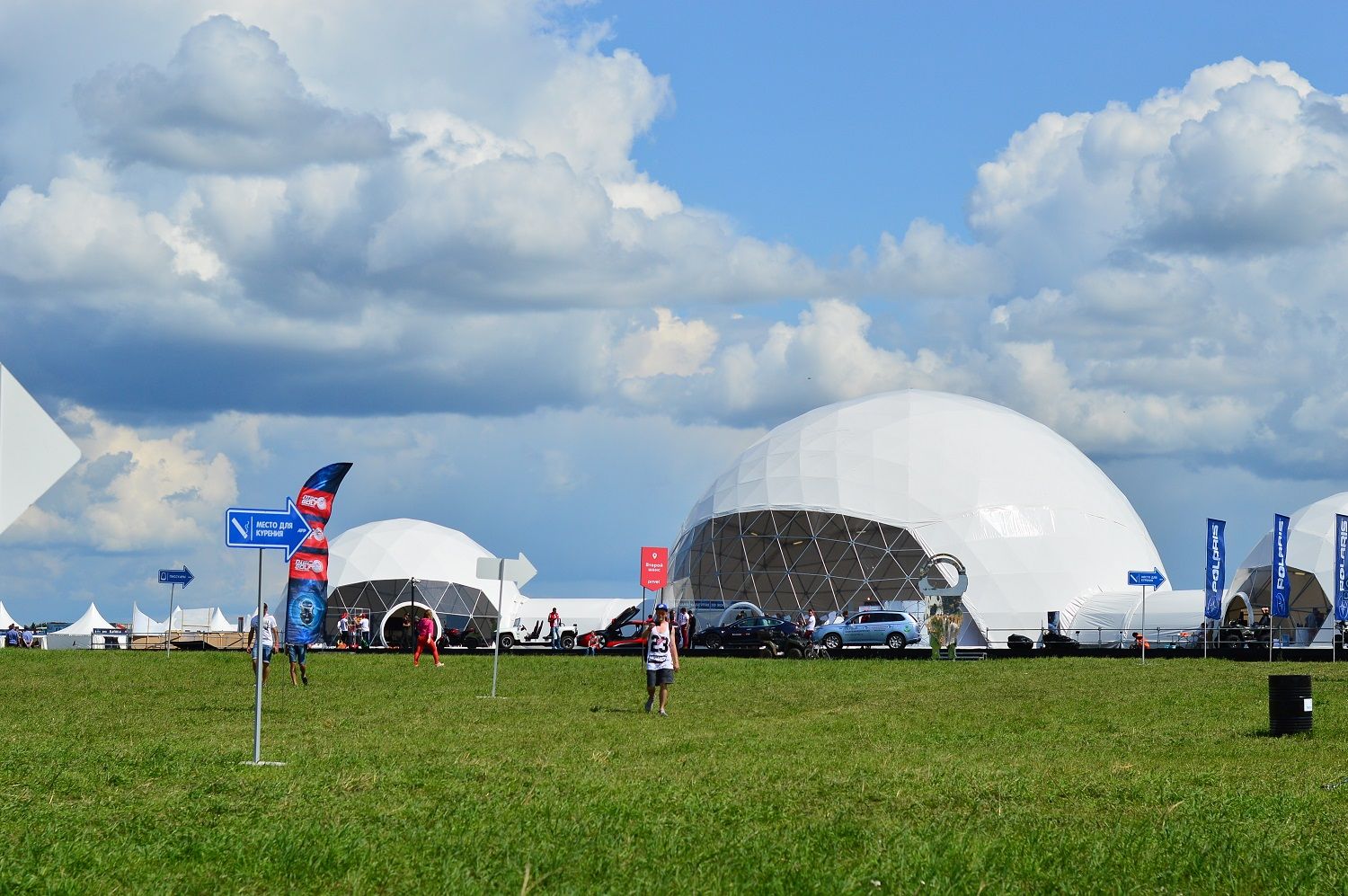 12639 - 4m Geodesic Gala Dome Glamping Tent